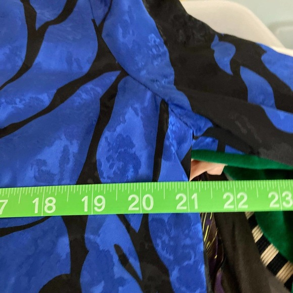 Annie Corvall Shirt Womens Sz 10 Vintage Blue Black Floral High Neck‎ Tie - Picture 7 of 9